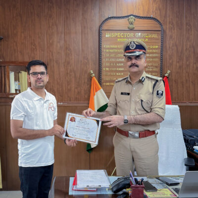 IG Gaya Shri Vikash Vaibhav Honours Saurav Kumar Soti on Behalf of Axitex Software Private Limited 